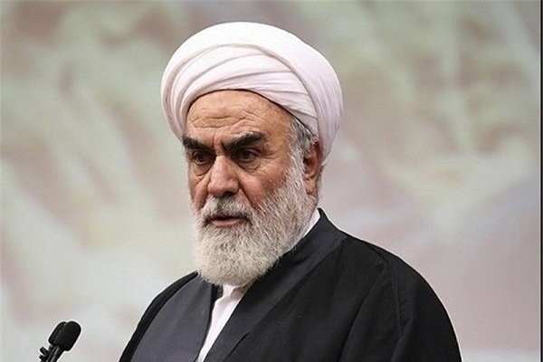 حجت‌الاسلام گلپایگانی: هرگز تسلیم زور نخواهیم شد