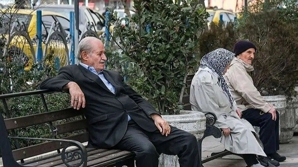 مبلغ عیدی بازنشستگان چقدر خواهد بود؟