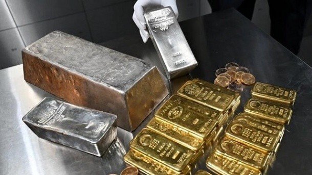 تغییرات قیمت طلا در بازارهای جهانی