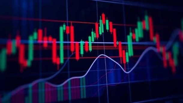 شاخص کل، قله تاریخی را فتح می‌کند؟