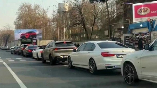 قیمت بنزین سوپر در آستانه 100 هزار تومانی شدن؟قیمت بنزین سوپر در آستانه 100 هزار تومانی شدن؟