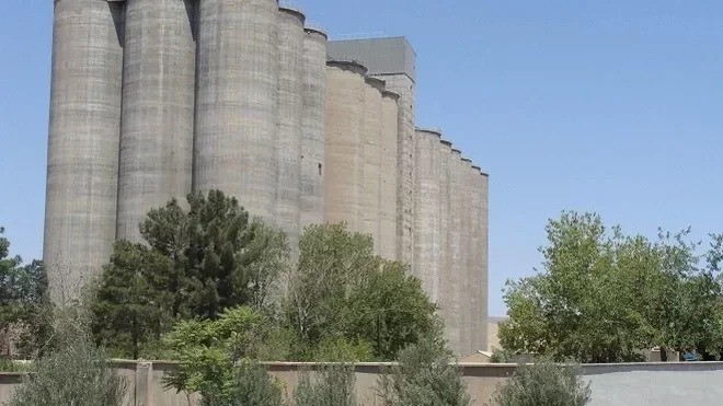 سیلوهای گندم پیش از حمله آمریکا تخلیه شدند