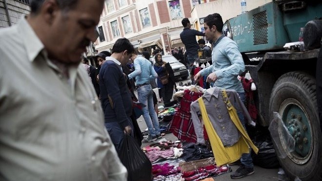 دستفروشی در بازار تهران از ساعت 17 تا 21 مجاز شد