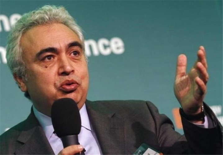 پیش بینی رشد ۳.۷ میلیون بشکه ای تولید نفت آمریکا تا ۵ سال آینده