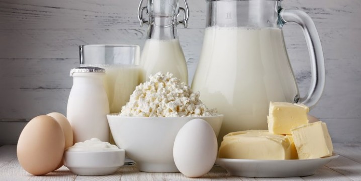 تناقض‌ آماری در تولید و قیمت لبنیات/وزارت جهاد و صنایع حرف همدیگر را قبول ندارند