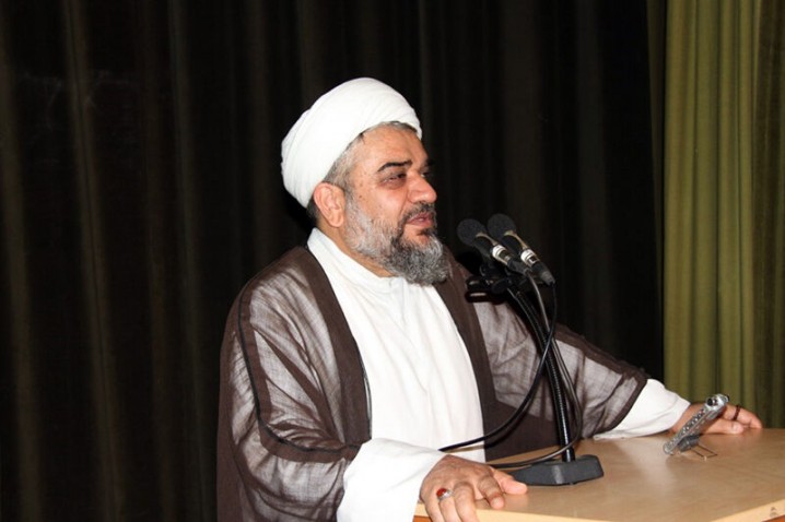 امام جمعه کازرون با سلاح سرد کشته شد