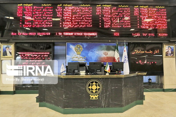 ثبات معاملات بورس در دو روز پایانی سال