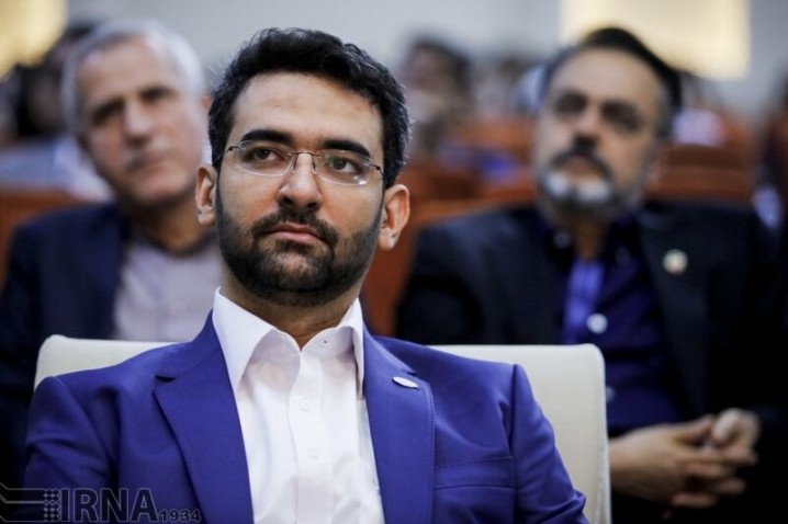 واکنش توئیتری وزیر ارتباطات به کشته شدن رهبر داعش