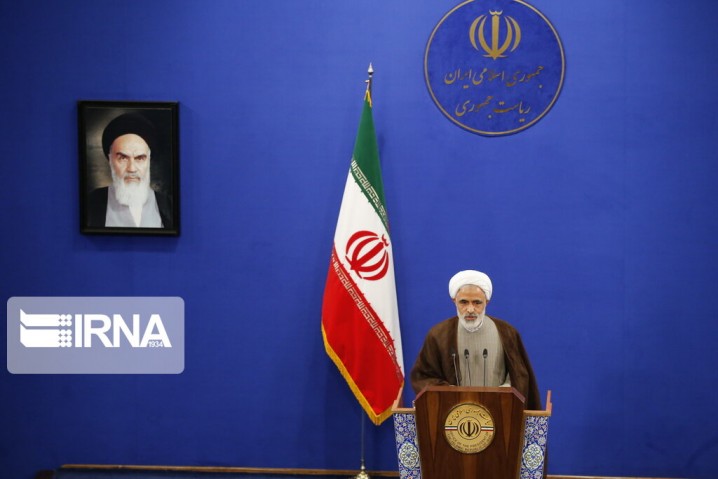 اعضای مجمع برای رد لوایح FATF تحت فشار پیامک‌ها هستند