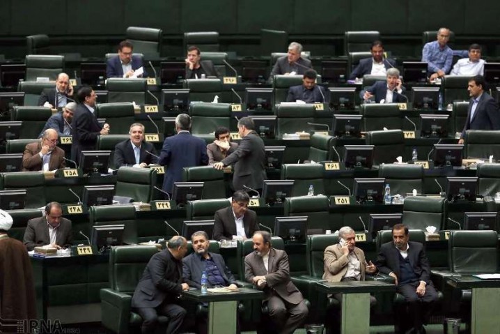 نمایندگان مجلس با سفرهای عادی سفر خواهند کرد