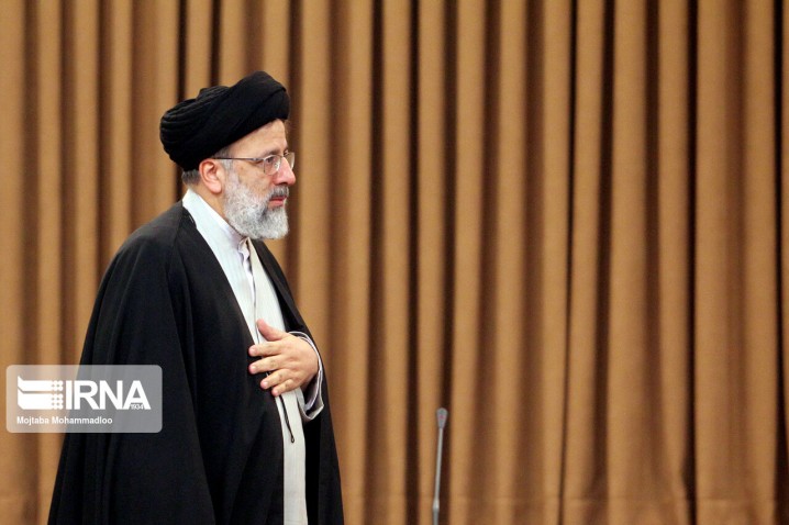 کمک به تحقق وعده‌ های رییس جمهوری وظیفه همگانی است