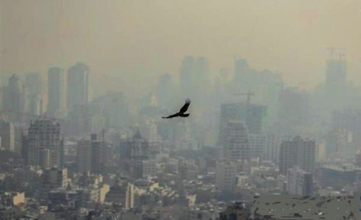 تهرانی‌ها برای تنفس هوای تمیز تا یکشنبه صبر کنند