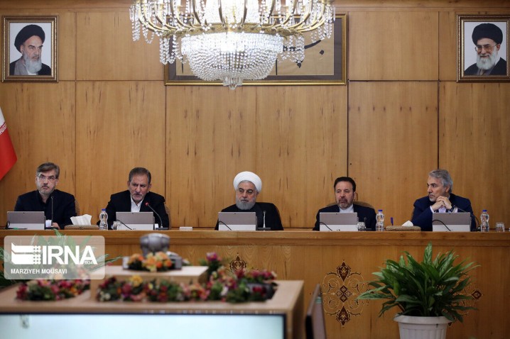 حمله به دولت؛ این داستان، شمال و استعفا