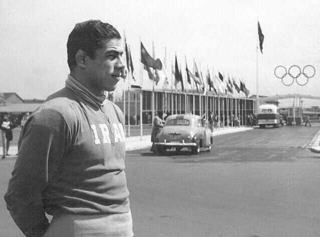 موزه ملی ورزش رونمایی کرد؛ نامه راهآهن دولتی ایران به غلامرضا تختی