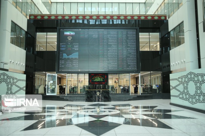 انتخاب رییس بانک مرکزی، معاملات بورس را به کدام سمت می‌کشاند؟