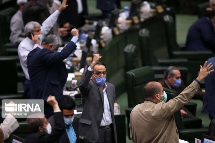 آیا مجلس مسئولیت تبعات مصوبه هسته‌ای خود را می‌پذیرد؟