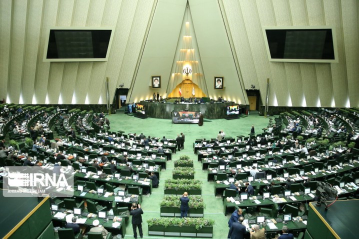 کلیات طرح اقدام راهبردی برای لغو تحریم‌ها تصویب شد