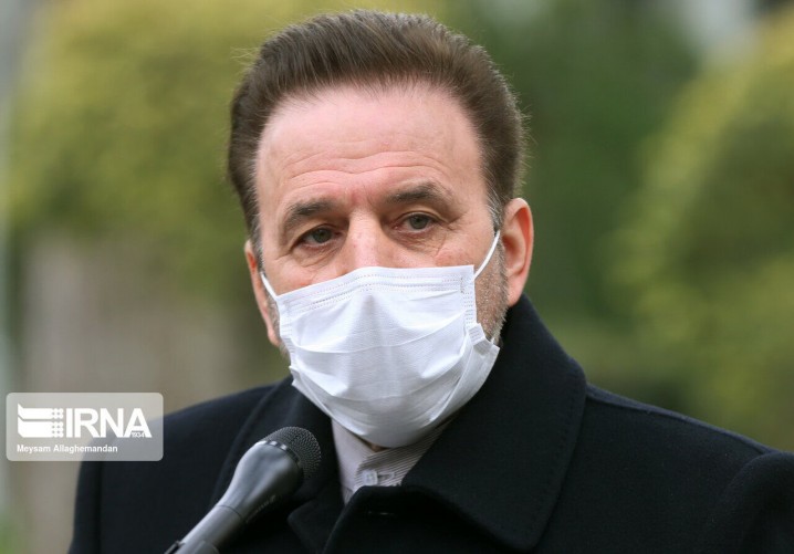 واعظی: تمام بخشهای اقتصادی دولت در خدمت مجلس است