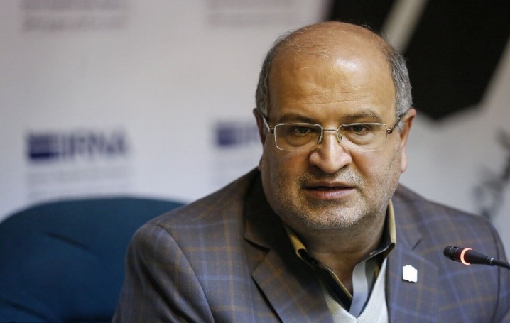 تهران زرد شد/ حضور دو سوم کارکنان در محل کار