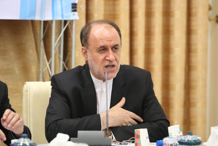 حاجی بابایی: سیاه نمایی وضعیت کشور انقلابی گری نیست