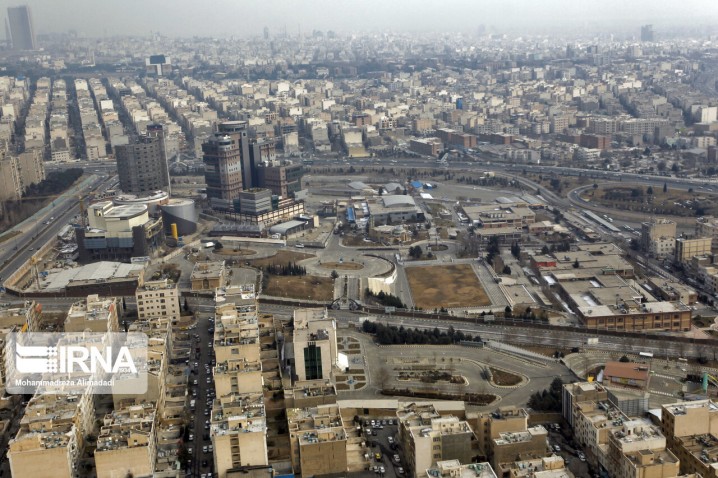 همه شهروندان تهرانی به نوبت مشمول محدودیت برق می‌شوند