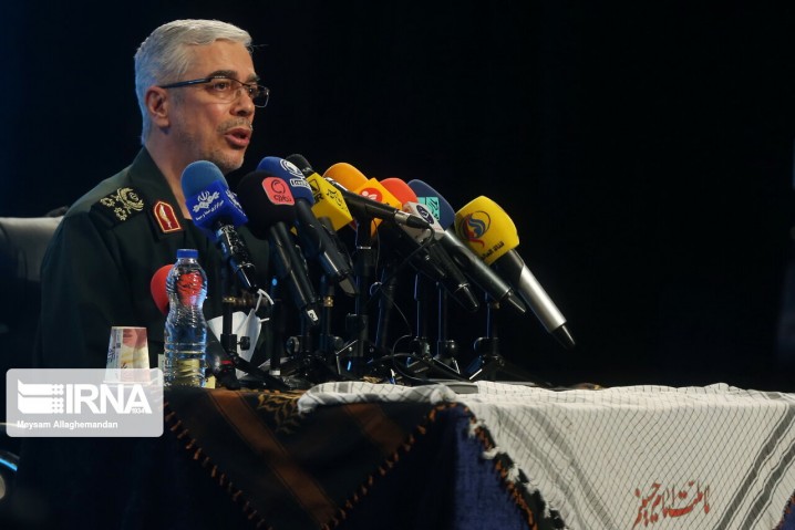 سرلشکر باقری: شاهد ارتقای چشمگیر سامانه‌های دفاعی کشور خواهیم بود