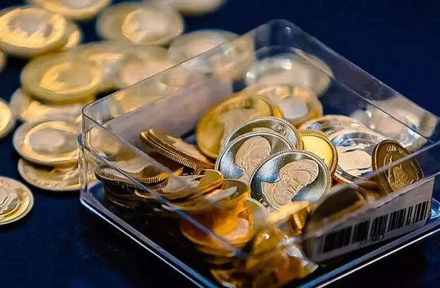 سکه امامی ۸۵ میلیون تومان؛ فاصله قیمت دولتی با بازار آزاد افزایش یافت