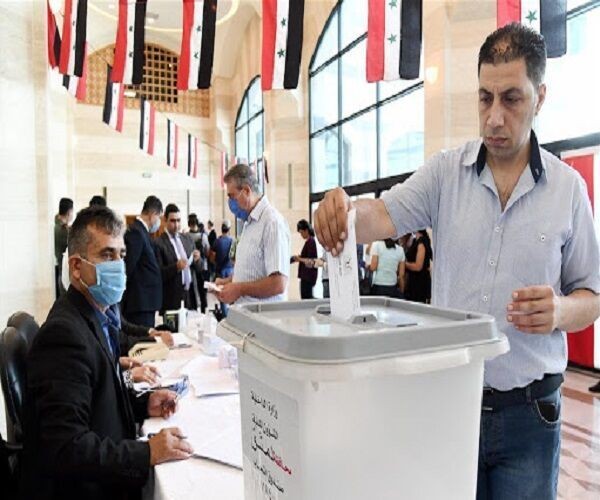 برگزاری انتخابات سوریه در موعد مقرر پاسخ به توطئههای آمریکا است