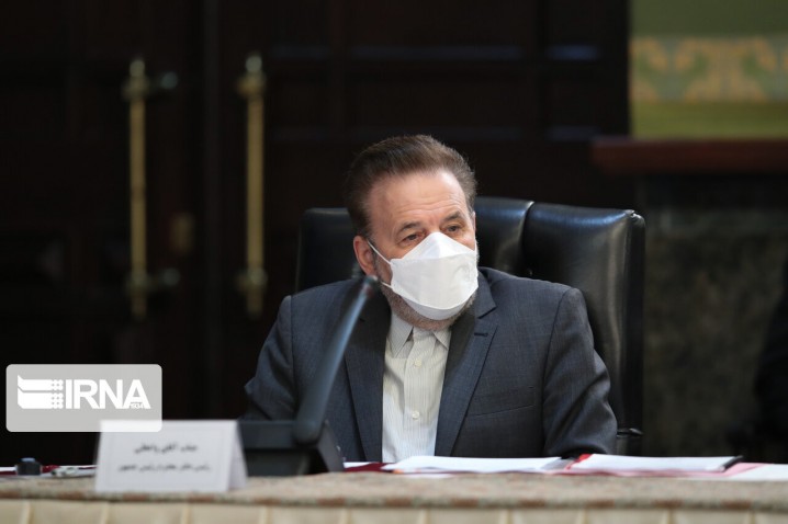 واعظی: دولت در انتخابات کاملا بی‌طرف است