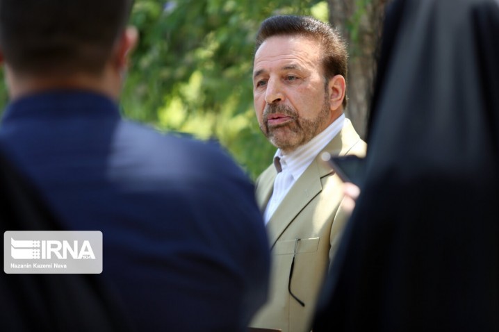 واعظی: اقدامات ترامپ را فراموش نکنید/ دولت را با روی خوش تحویل می‌دهیم