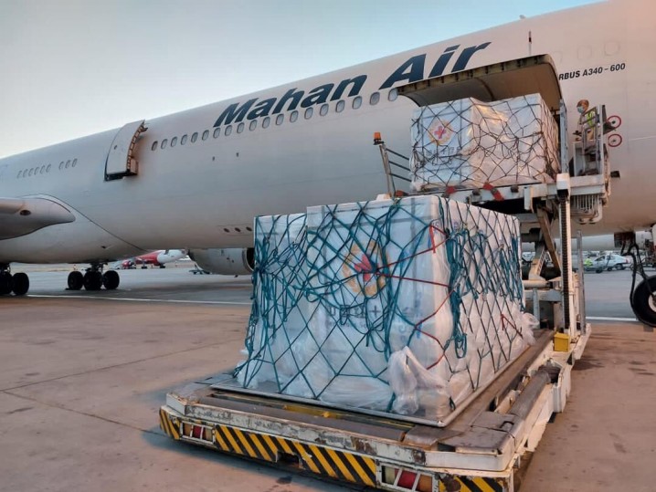 ورود نهمین محموله واکسن کرونا به کشور توسط هلال‌احمر