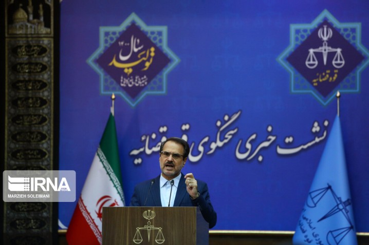 امید اسد بیگی به ۲۰ سال حبس محکوم شد