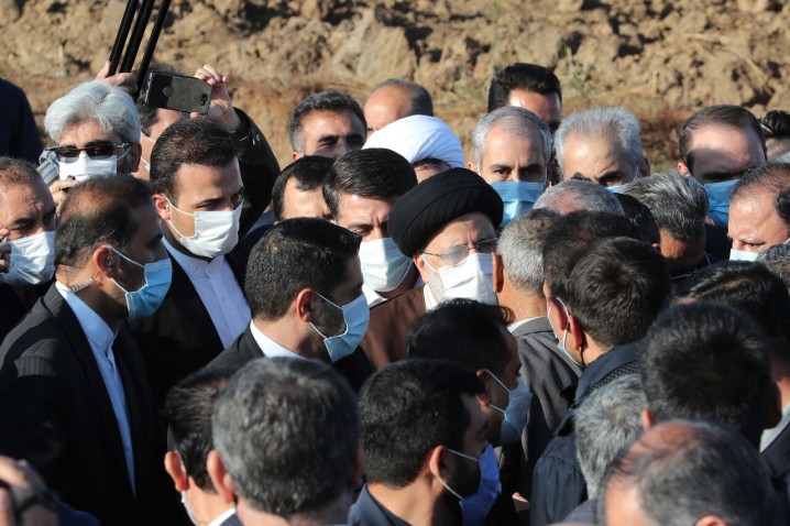 رضایت ۷۳ درصدی مردم از عملکرد آیتالله رییسی در مقابله با کرونا