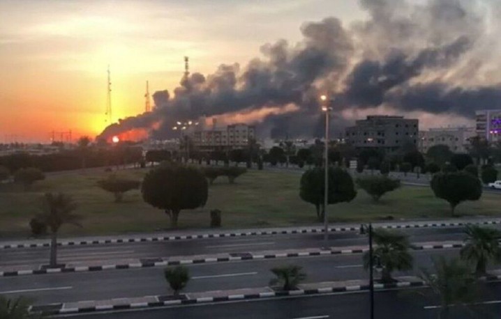 حمله پهپادی یمن به تاسیسات نفتی «آرامکو» عربستان