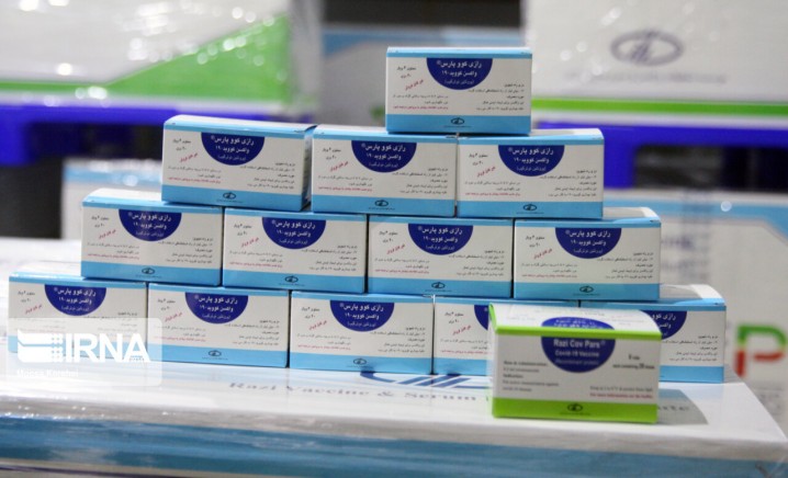 ظرفیت تولید ۱۰۰ میلیون دز واکسن رازی‌کووپارس تا پایان سال آینده/تزریق در مراکز واکسیناسیون