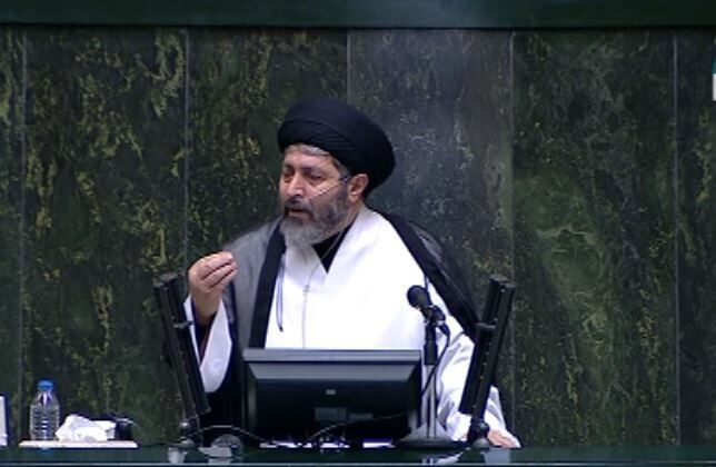 کمیسیون تلفیق نباید مصوبات تورم‌زا به بودجه اضافه می‌کرد