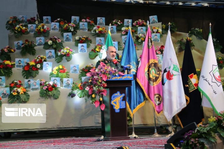 سردار سلامی: اعجاز ولایت،نجات ملت ایران از توطئه های همه جانبه است