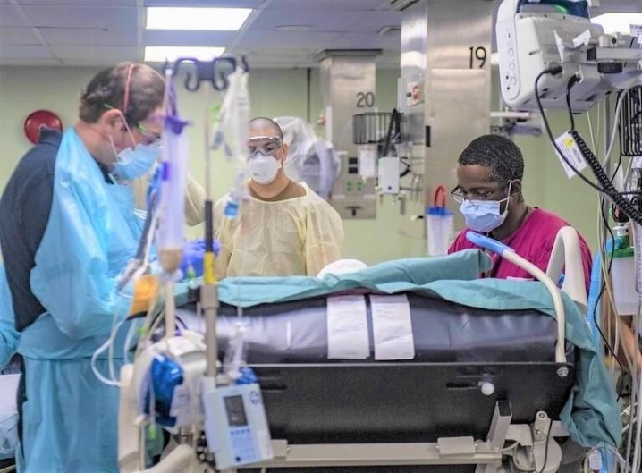 رکورد تازه ابتلا به کرونا در آمریکا؛ بیش از ۳۱۲ هزار مورد در یک روز