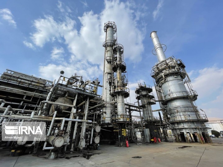 بازشدن گره مجتمع پتروشیمی گلستان با سرمایه‌گذاری ۳۰۰ هزار میلیارد ریالی دولت