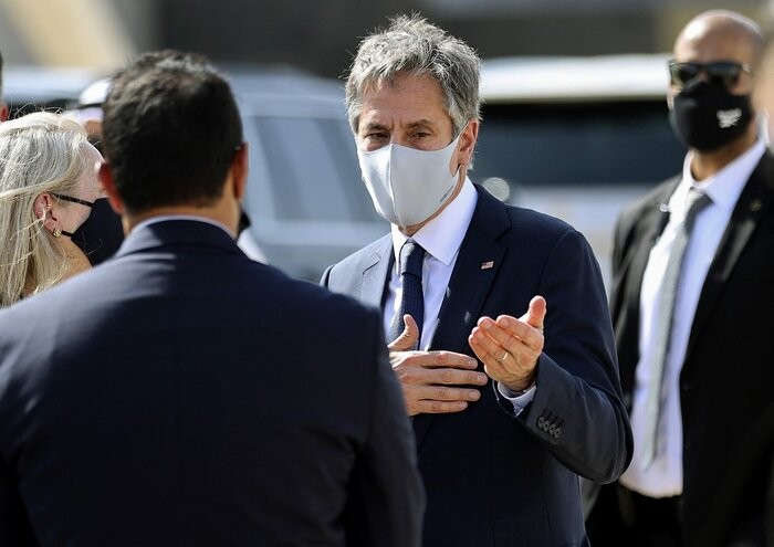 واشنگتن پست: دولت آمریکا از مذاکره با ایران کناره گیری نمی‌کند