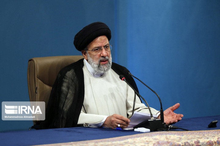 رییس جمهور با صداقت دنبال حل مشکلات معیشتی مردم است