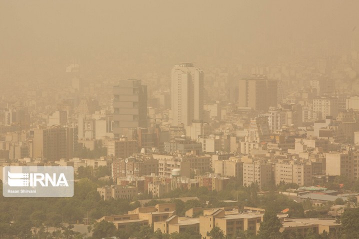 انتقال توده گرد و خاک از عراق به ایران/ افزایش نسبی دما در نوار شرقی کشور تا اواسط هفته آتی