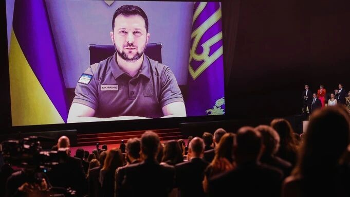 زلنسکی: روسیه تحریم‌ها را دور زده است