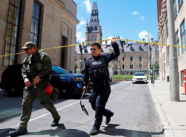 تخلیه پارلمان کانادا پس از صدور هشدار امنیتی