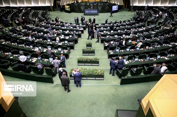 عضویت همزمان یک فرد در ارکان بیش از یک تشکل صنفی ممنوع شد