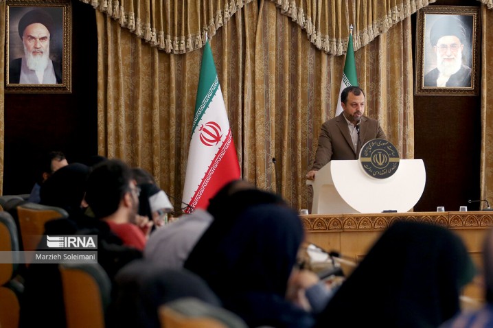 آغاز مرحله دوم هوشمندسازی یارانه آرد و نان/ پیش بینی ۴ درصد رشد اقتصادی