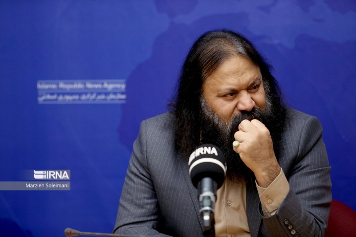 رویکرد برخی هنرمندان نه آزاداندیشی که تاریک‌فکری است/ زبان تئاتر دعوت به آرامش است نه تهدید