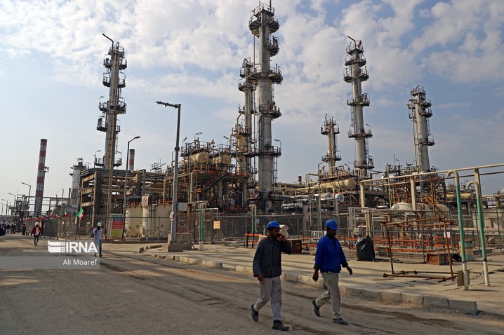 پویایی صنعت پالایش با وجود ۴۴ سال تحریم‌های ظالمانه؛ تغییر مسیر از سوخت‌محوری به سودمحوری