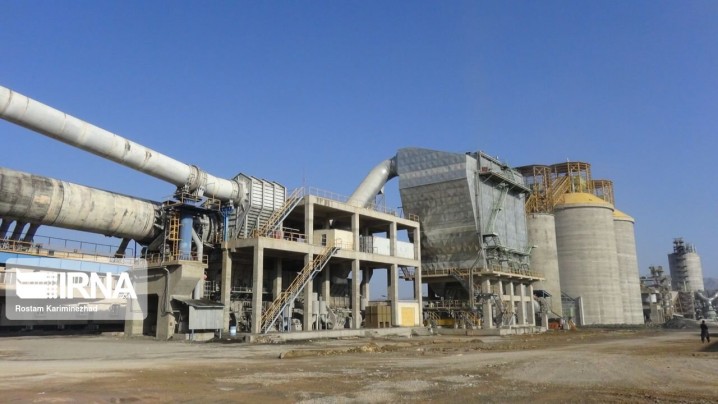 پیگیری خبری مانع از توقف چرخ تولید در نقطه‌ای محروم؛ وزیر نفت دستور داد