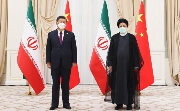 یک سفر و چندین اثر